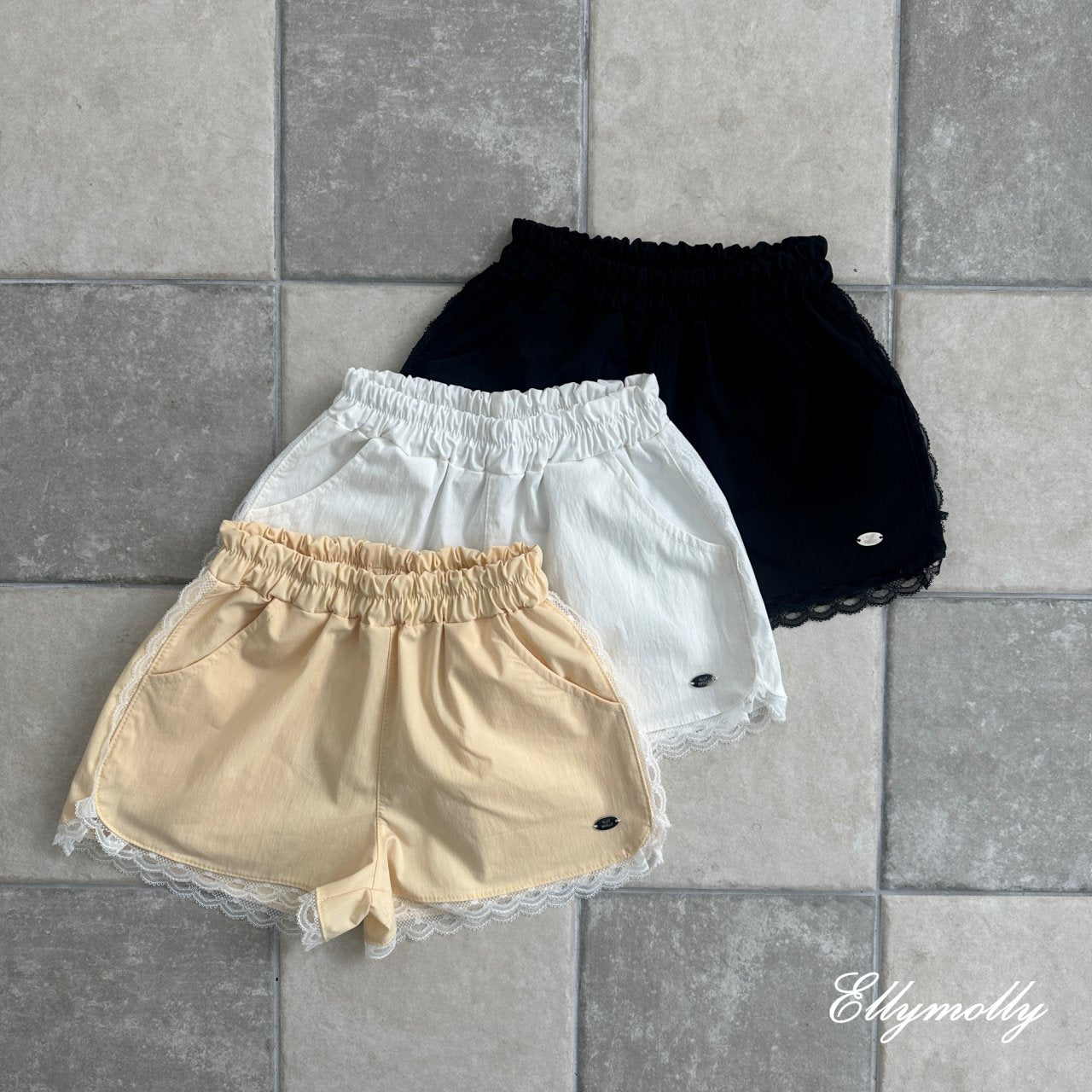 [PRE-ORDER] Nice Frill Shorts