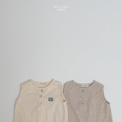 [PRE-ORDER] My Heart Sleeveless T-Shirts