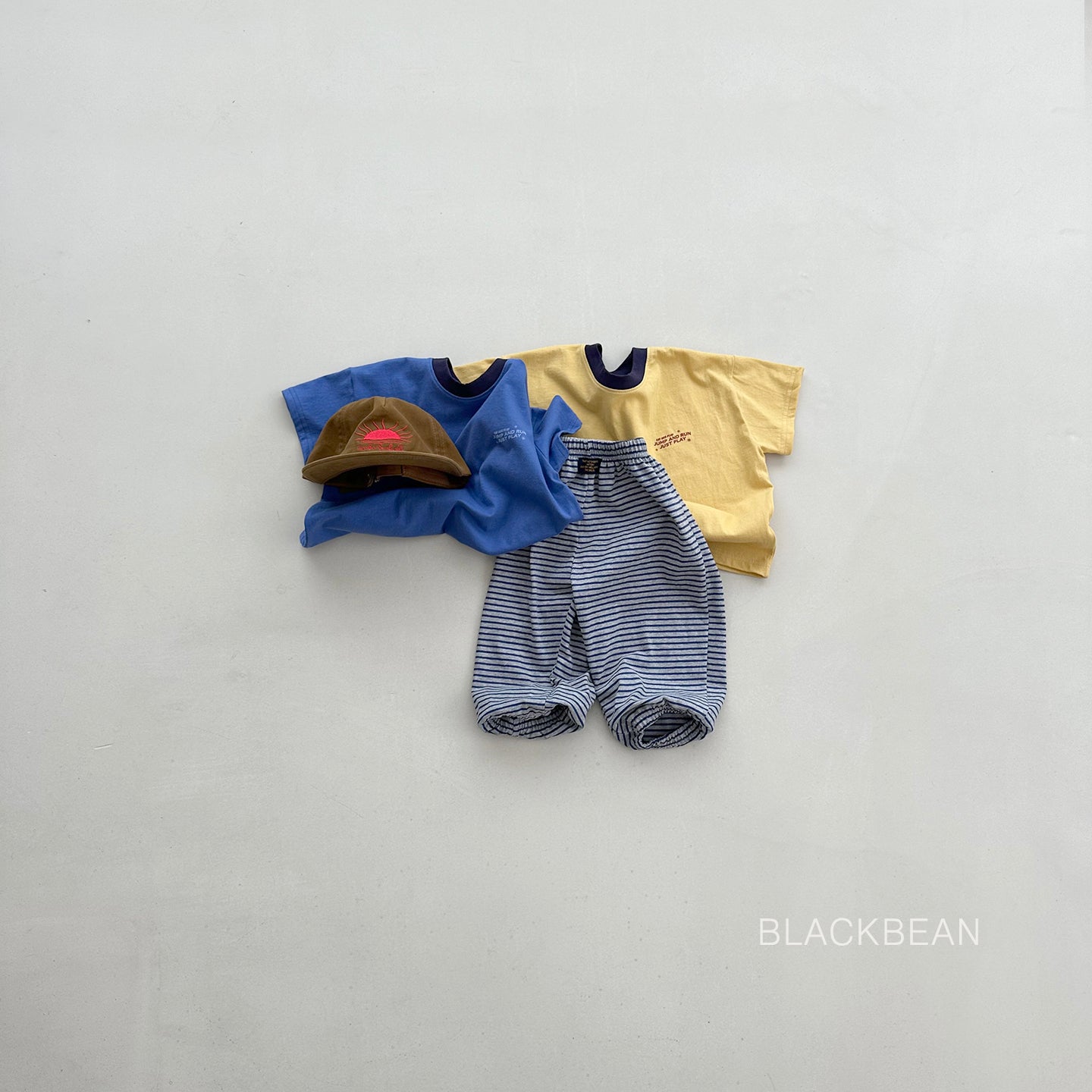 [PRE-ORDER] Runner T-Shirts