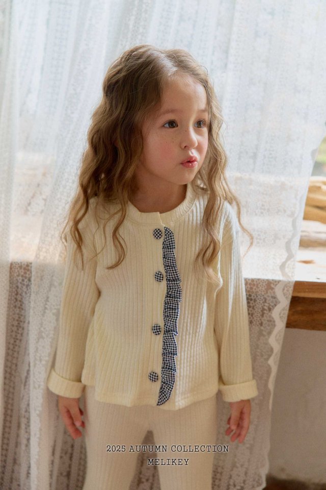 [PRE-ORDER] Point Button Cardigan