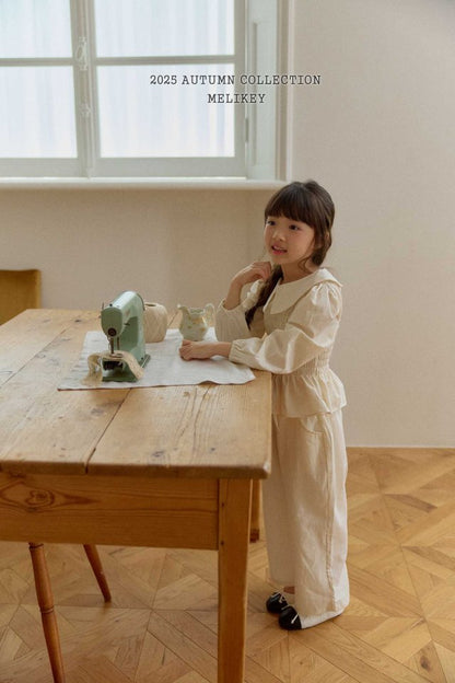 [PRE-ORDER] Smocking Collar Blouse