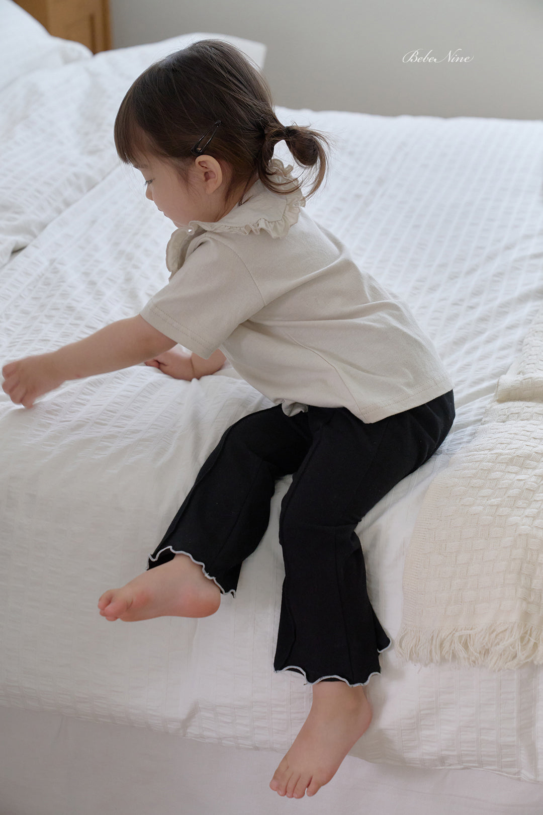 [PRE-ORDER] Edge Flare Pants