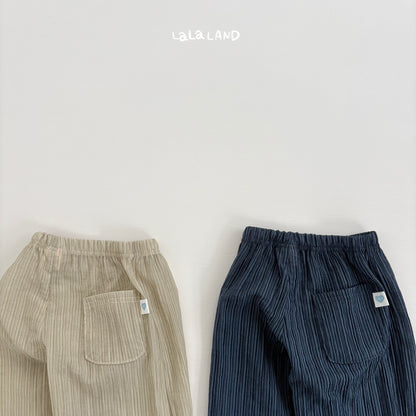 [PRE-ORDER] Crop Light Pants