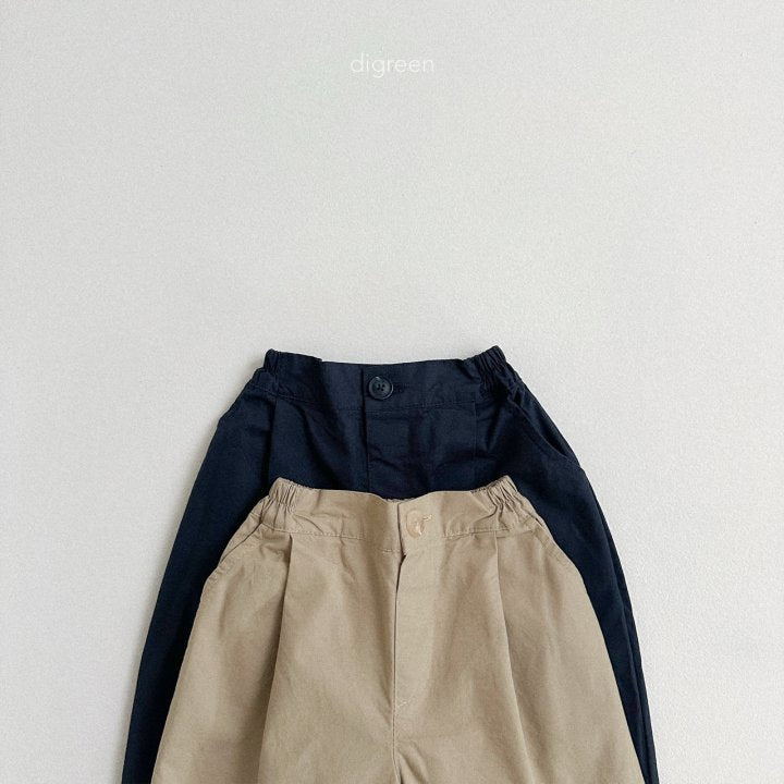 [PRE-ORDER] Cotton Pin-Tuck Bermuda Pants