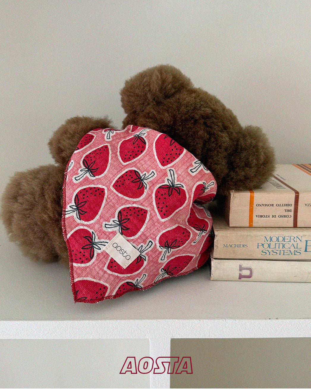 [PRE-ORDER] Strawberry Scarf