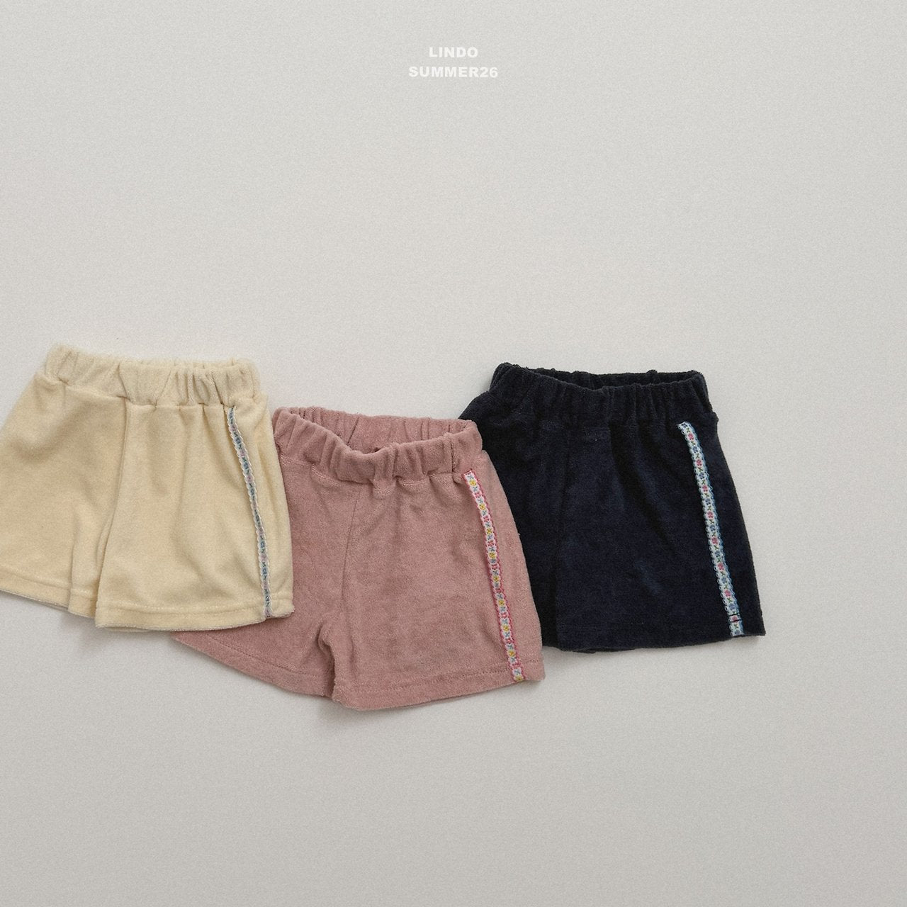 [PRE-ORDER] Flower Shorts