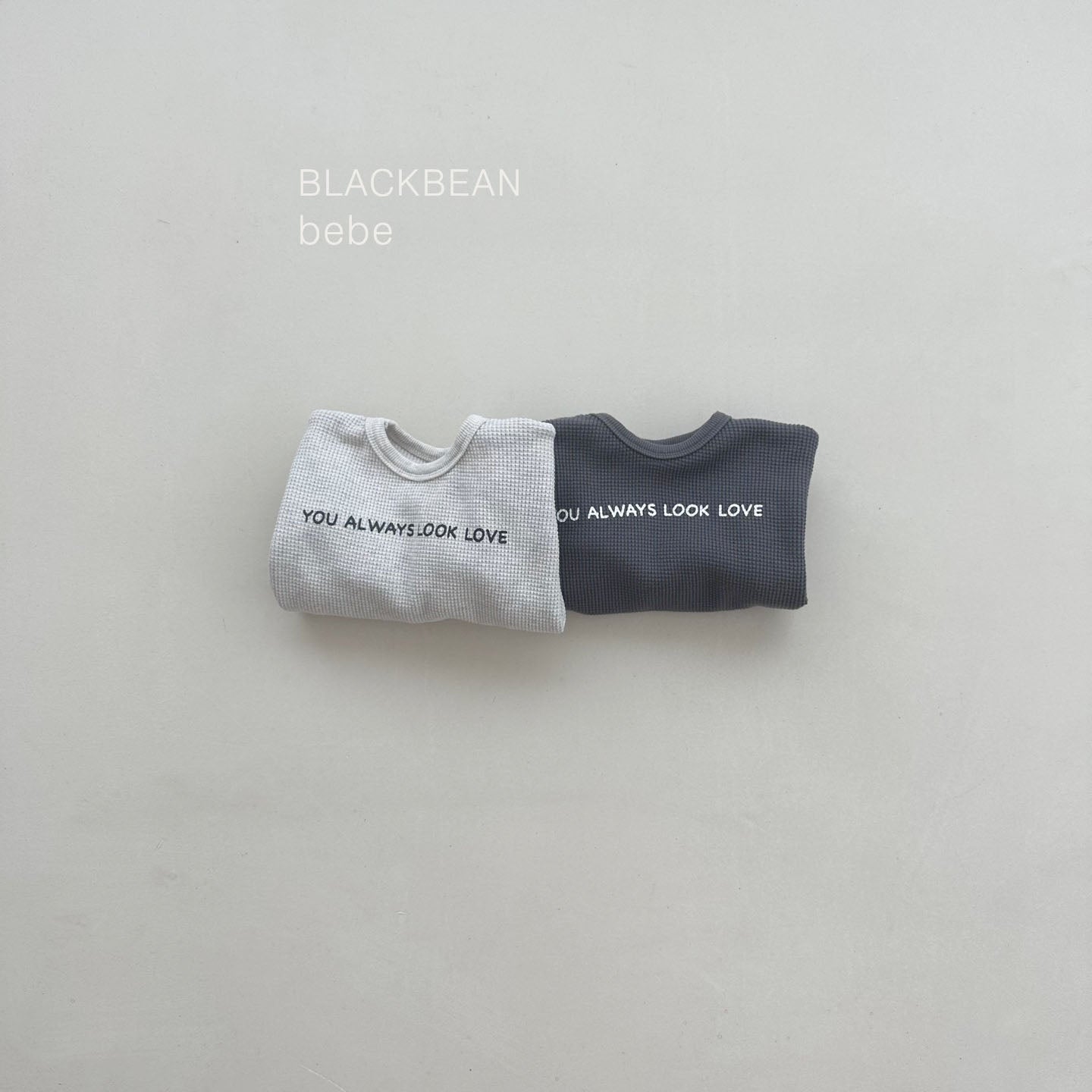 [PRE-ORDER] Looking Baby T-Shirts