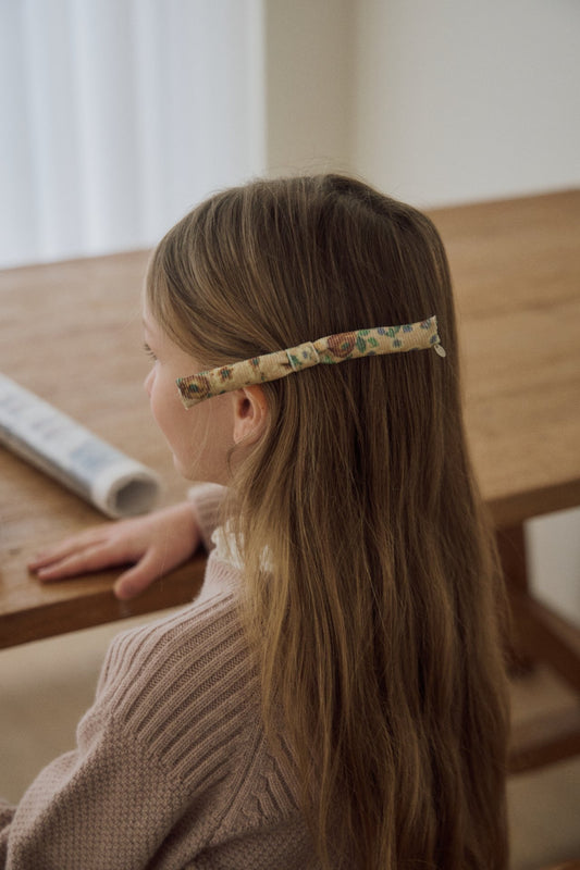 [PRE-ORDER] Koi Flower Ribbon Hair Clip