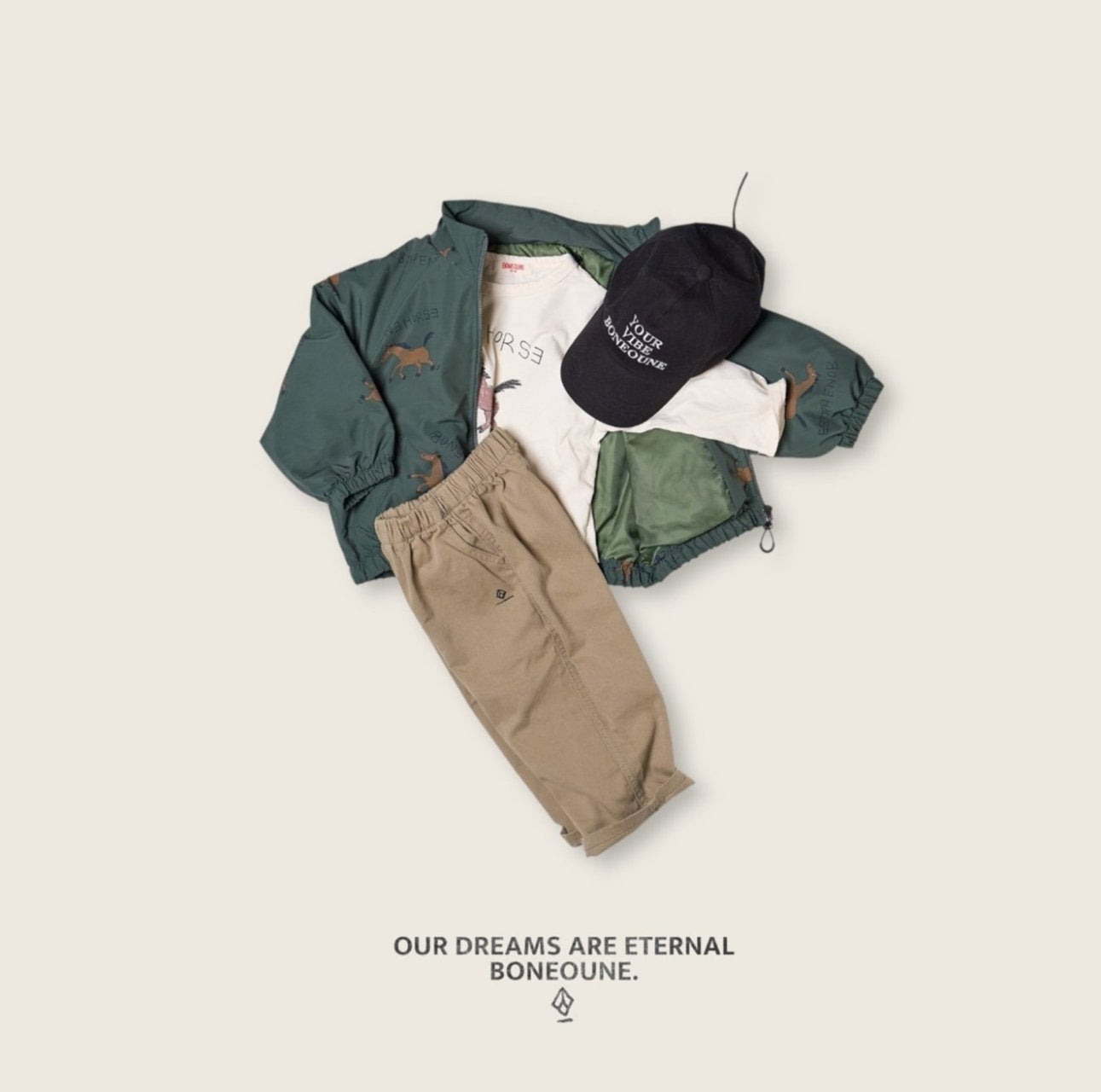 [PRE-ORDER] Autumn Horse Raglan Jacket