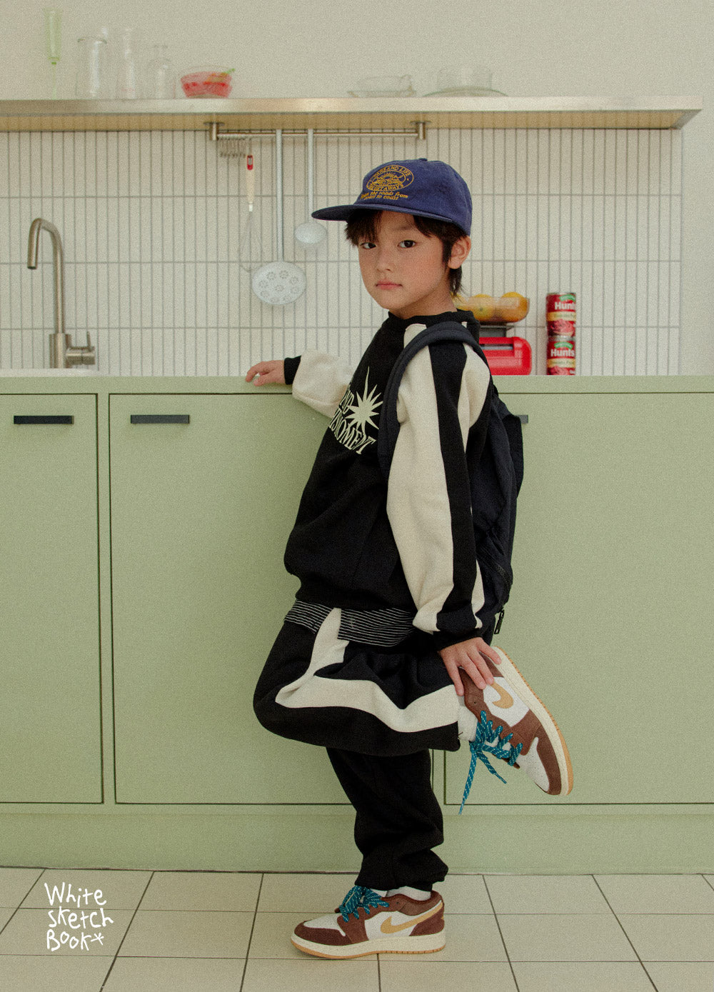 [PRE-ORDER] Tong Tong Jogger