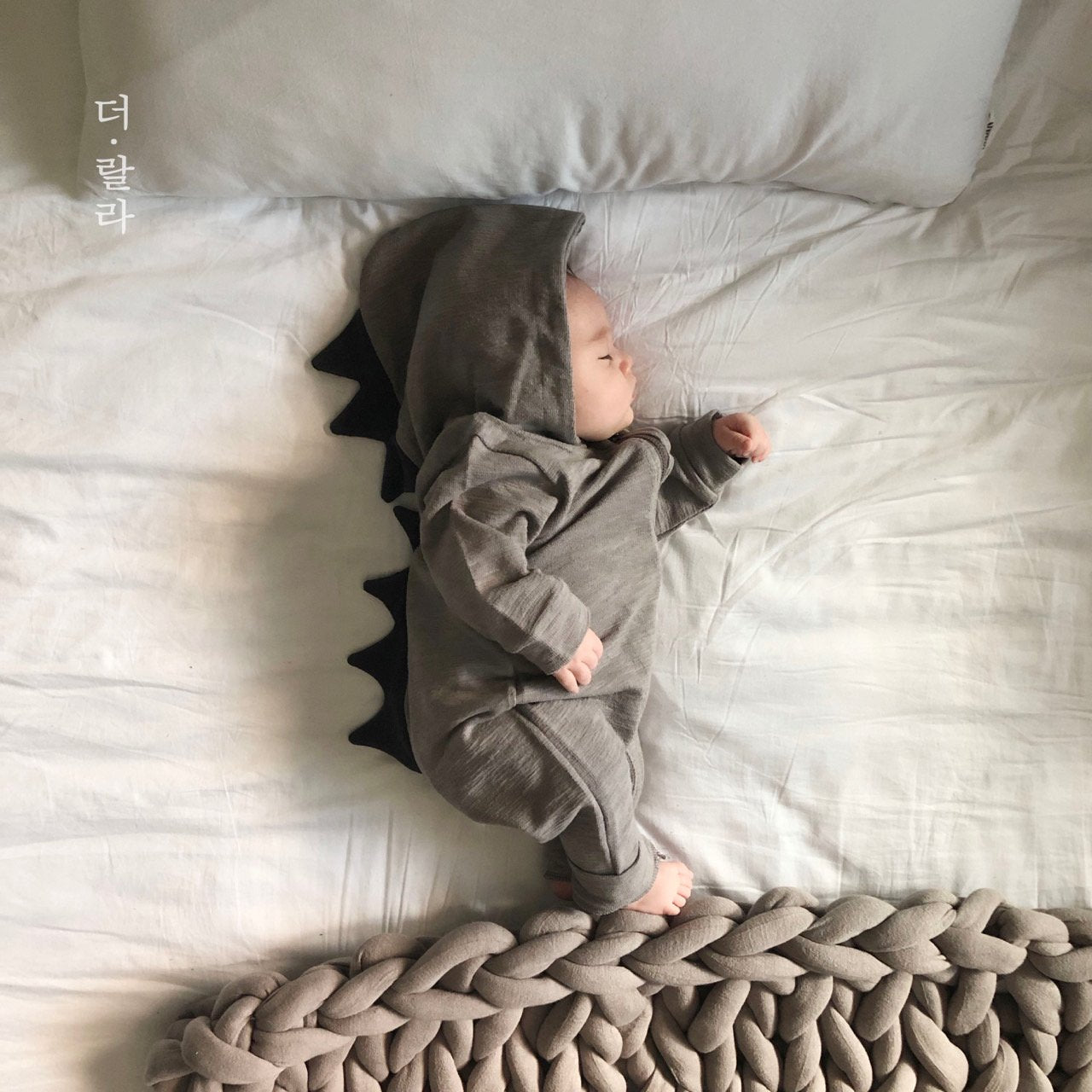 [PRE-ORDER] Tyranno Body Suit