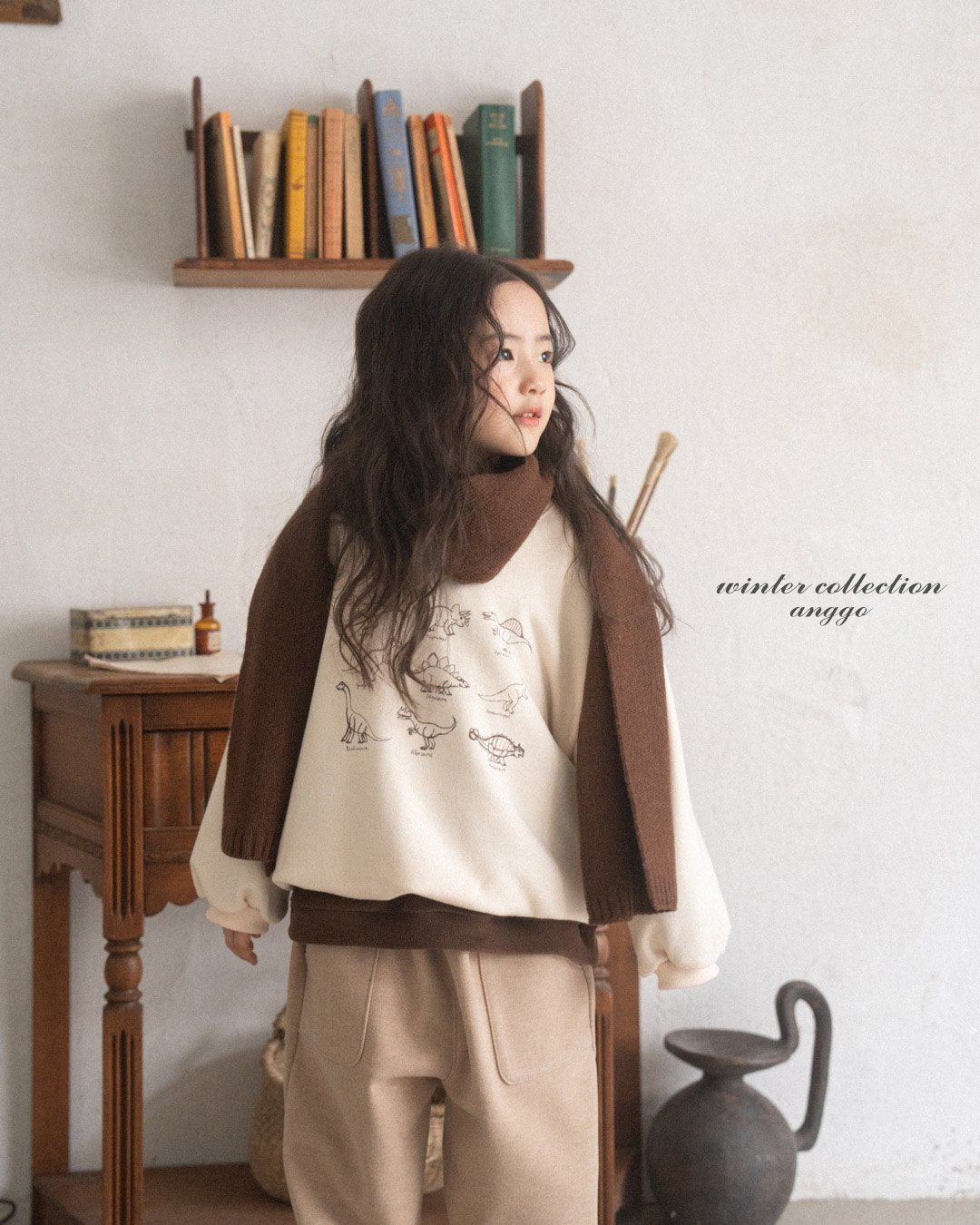 [PRE-ORDER] Winter Dino Sweatshirts