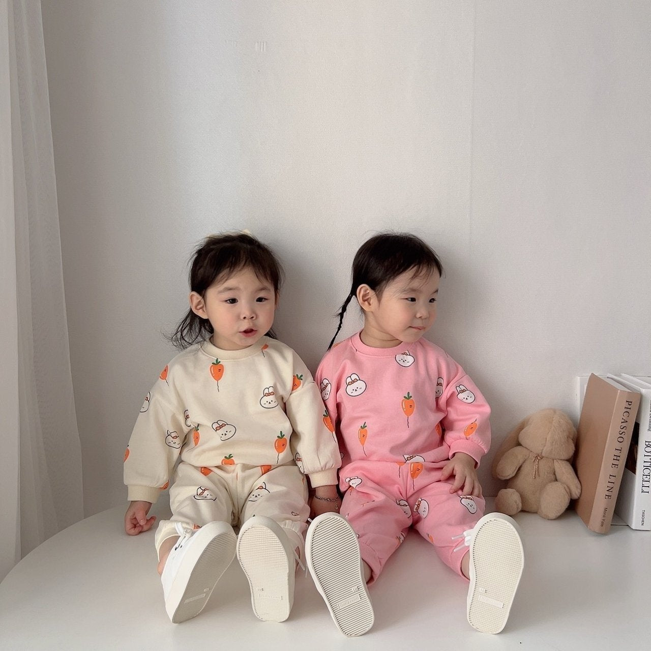 [PRE-ORDER] Carrot Balloon Top Bottom Set