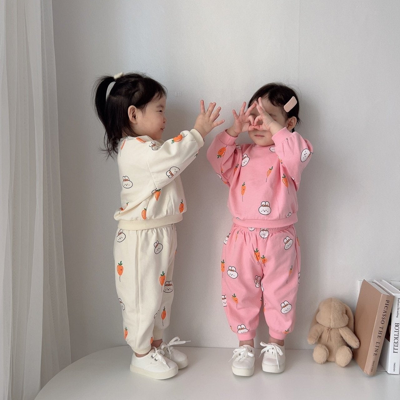 [PRE-ORDER] Carrot Balloon Top Bottom Set