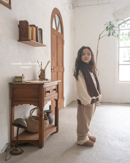 [PRE-ORDER] Winter Dino Sweatshirts