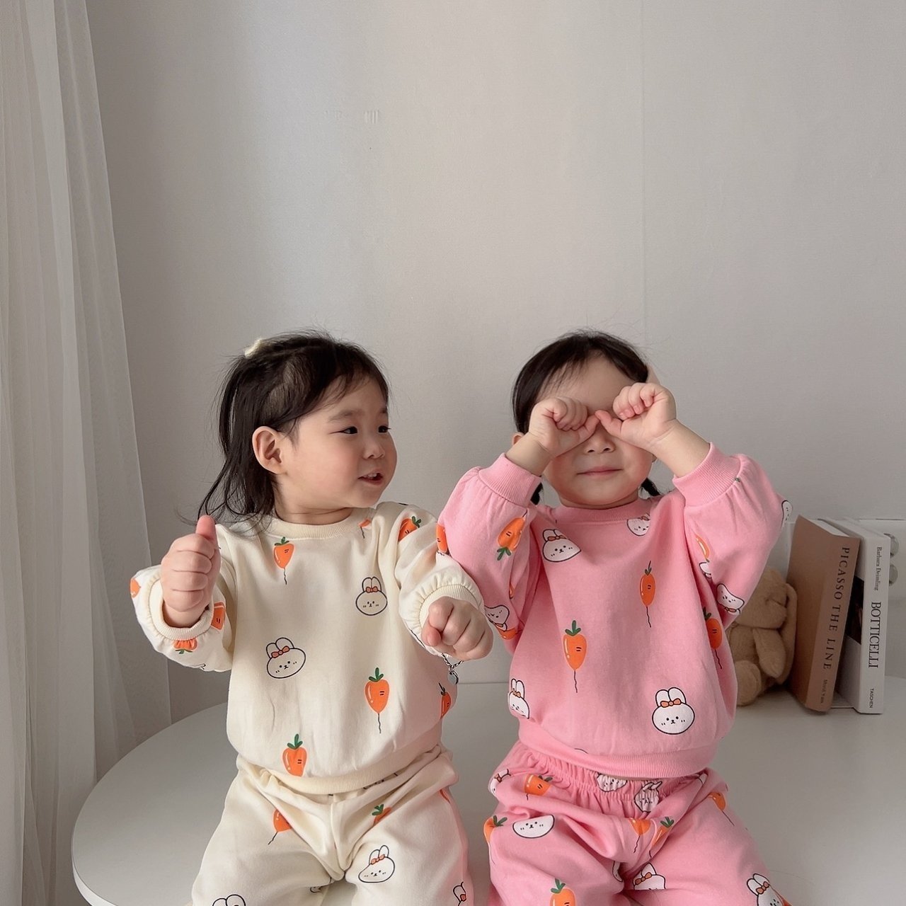 [PRE-ORDER] Carrot Balloon Top Bottom Set