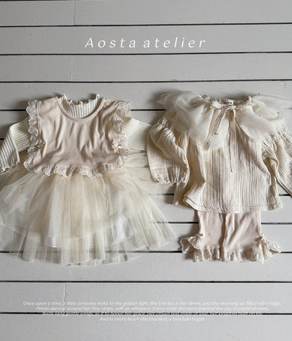 [PRE-ORDER] Lace Cape