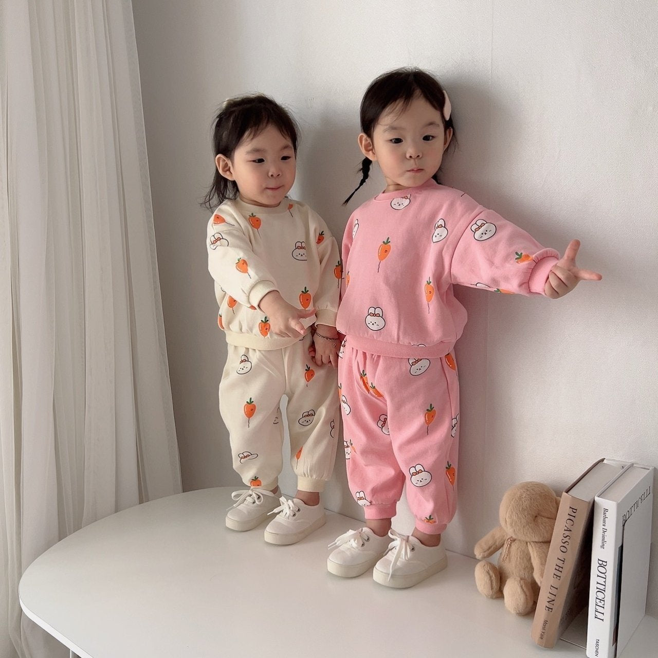 [PRE-ORDER] Carrot Balloon Top Bottom Set