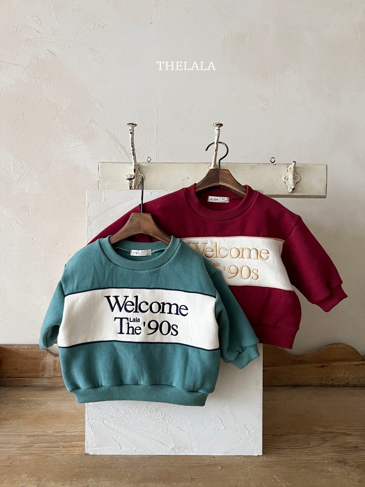 [PRE-ORDER] Welcome Sweatshirts (Mom Couple)