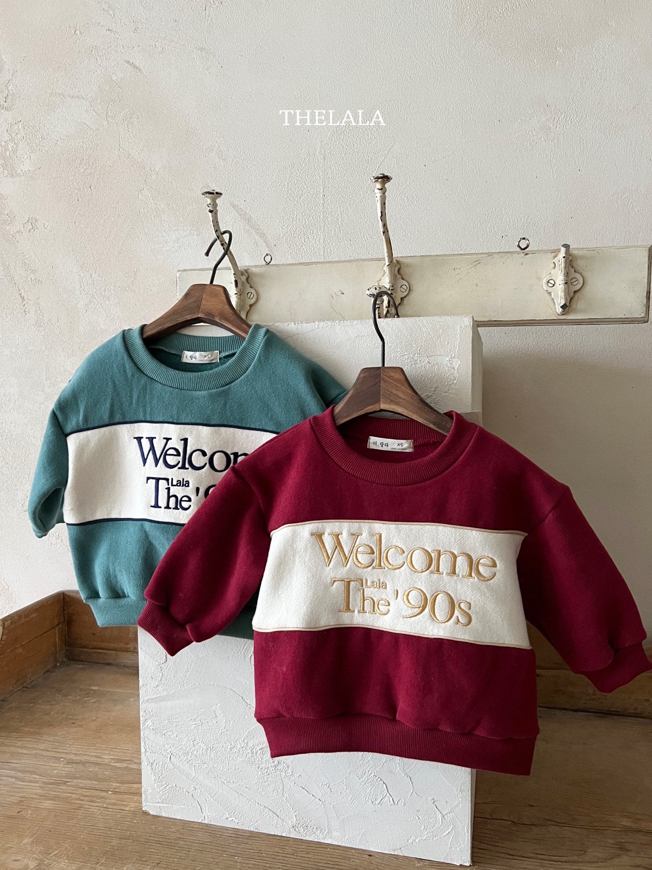 [PRE-ORDER] Welcome Sweatshirts (Mom Couple)