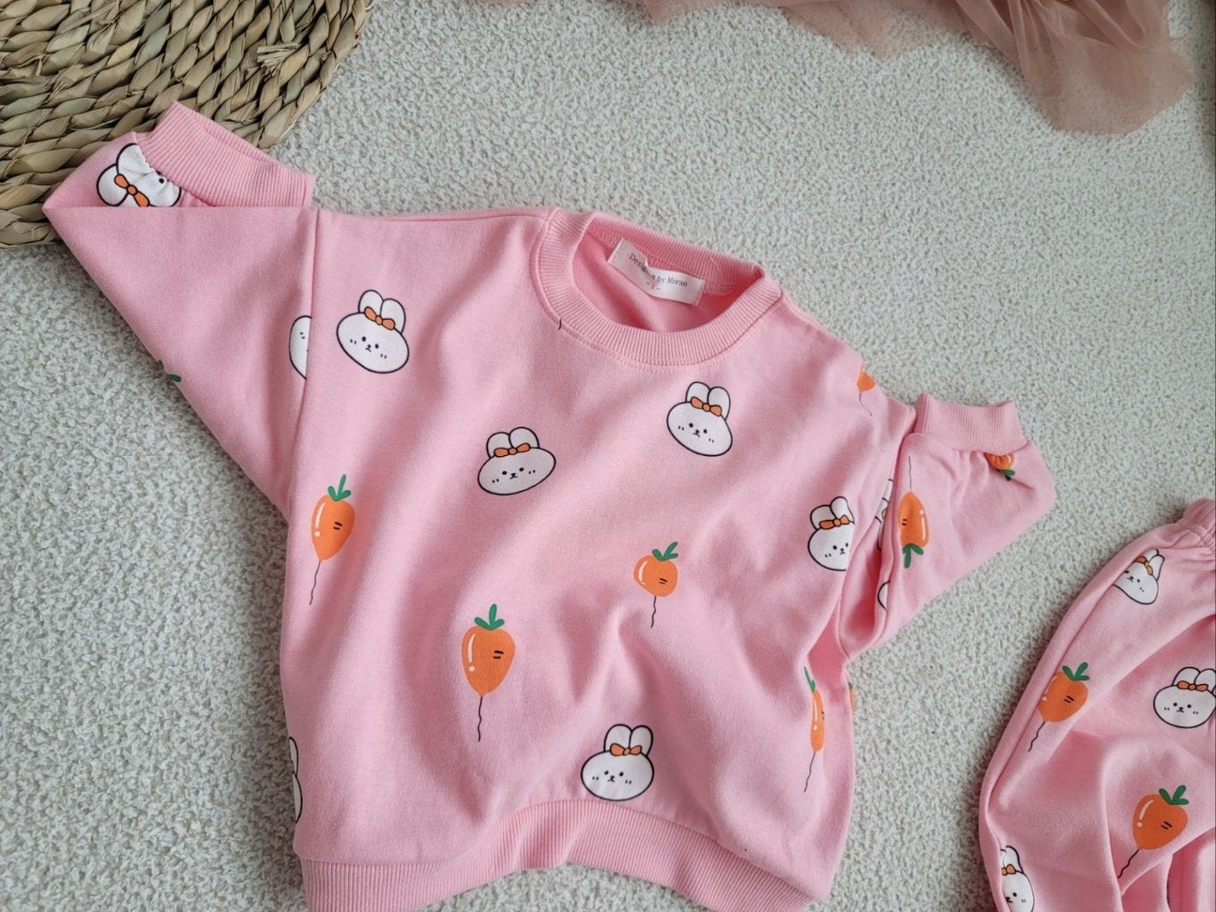 [PRE-ORDER] Carrot Balloon Top Bottom Set