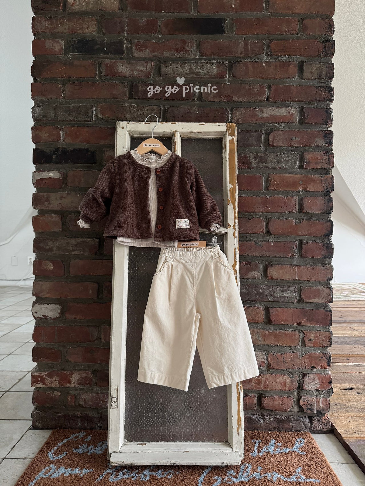 [PRE-ORDER] Pony Pants