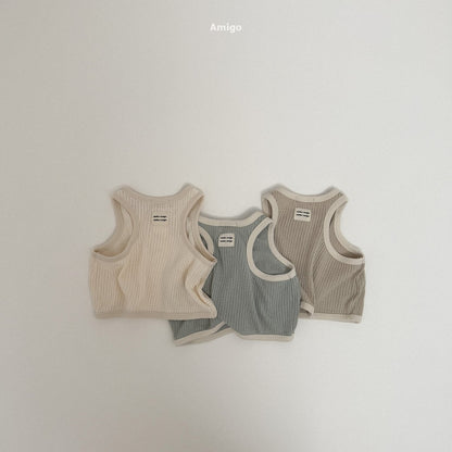 [PRE-ORDER] Rain Jacquard Sleeveless T-Shirts
