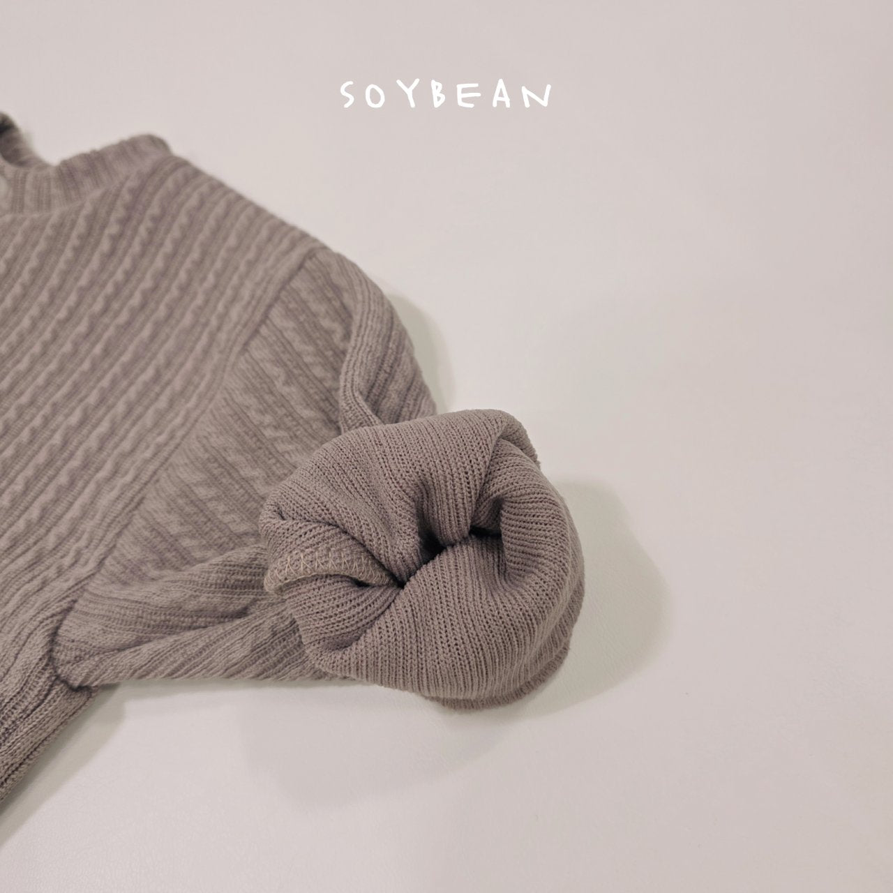 [PRE-ORDER] Mini Ribbed Cardigan