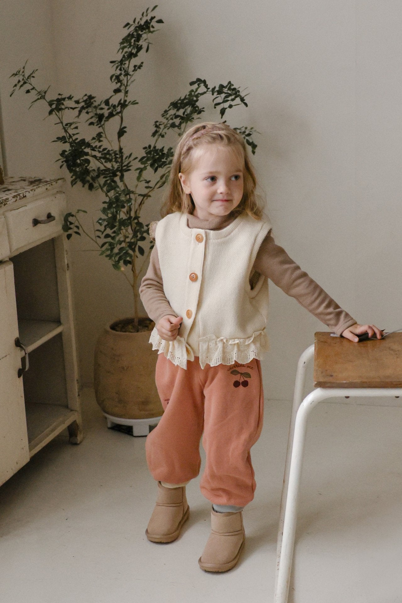 [PRE-ORDER] Allen Knit Vest