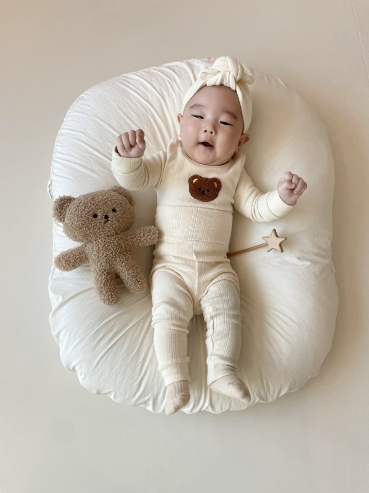 [PRE-ORDER] Arche Bear Body Suit + Leggings + Hair Band Set