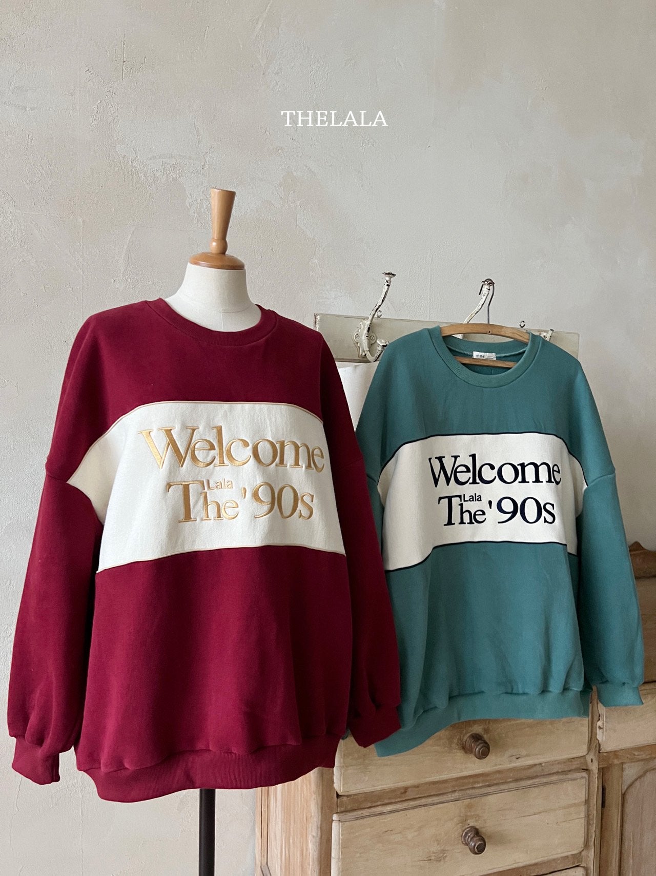 [PRE-ORDER] Welcome Sweatshirts (Mom Couple)