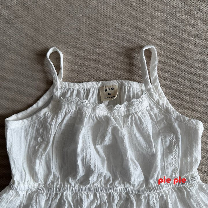 [PRE-ORDER] Emily Bustier