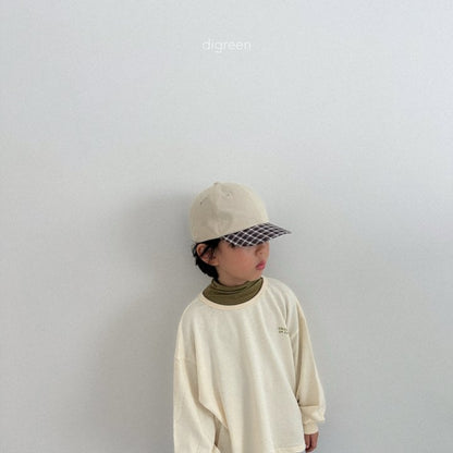 [PRE-ORDER] Under Check Ball Cap