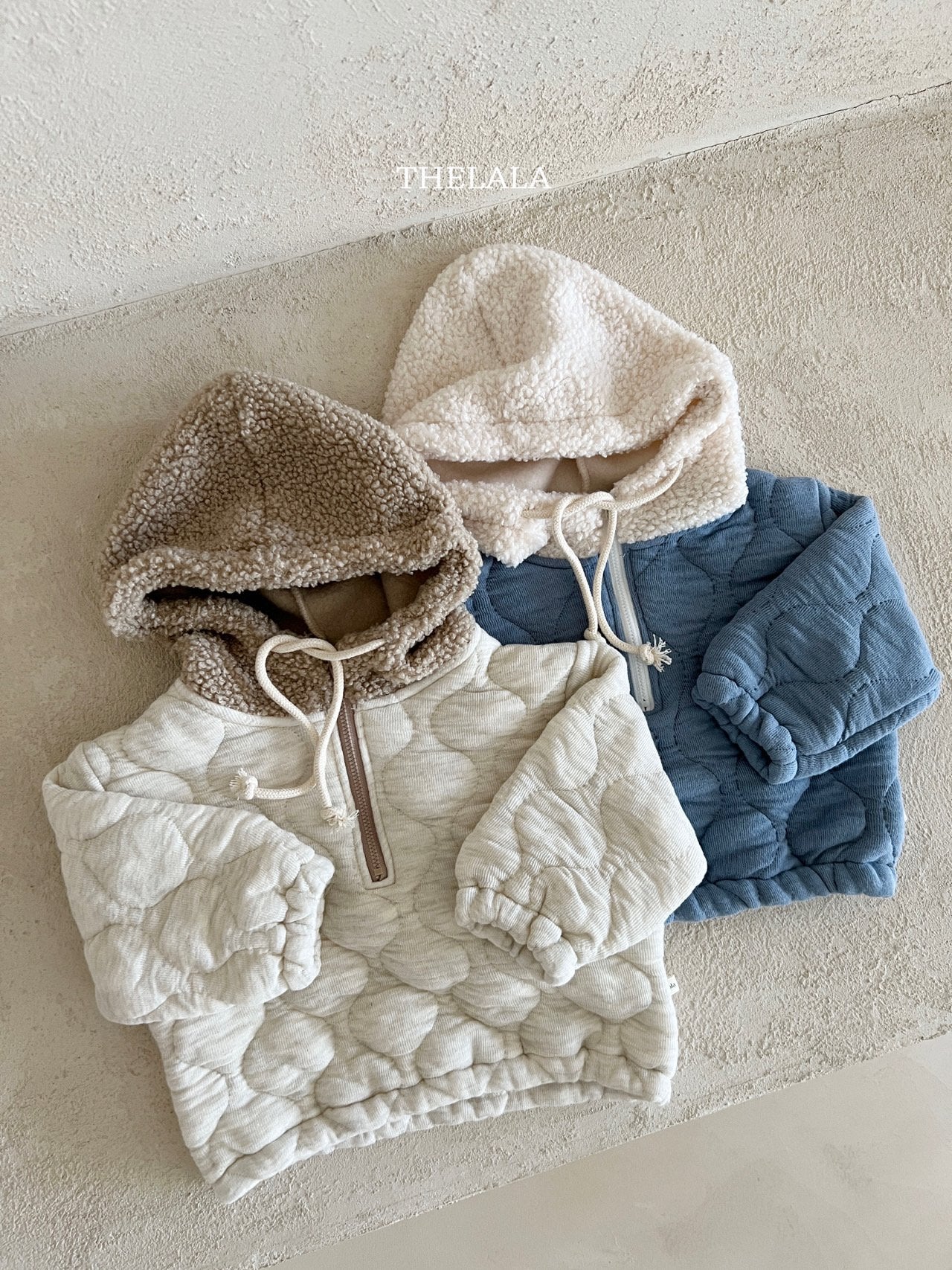 [PRE-ORDER] Twist Sweatshirts
