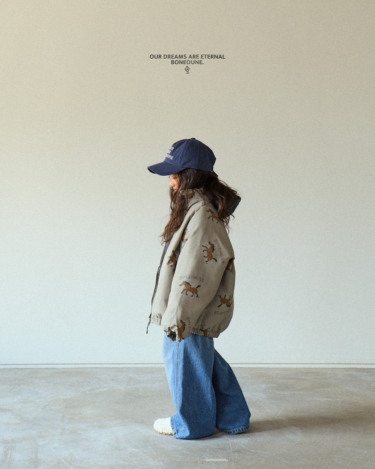 [PRE-ORDER] Autumn Horse Raglan Jacket