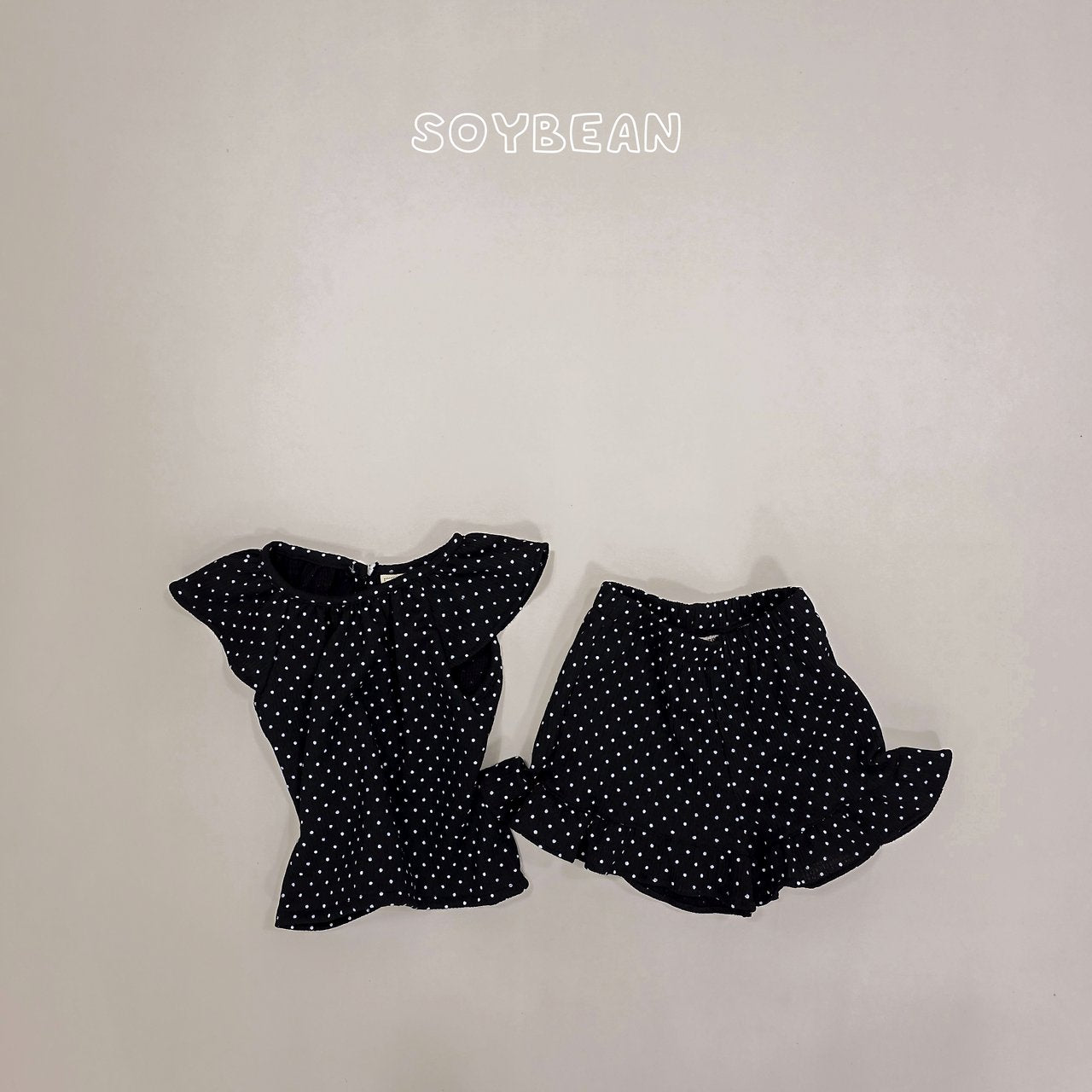 [PRE-ORDER] Dot Wing Top Bottom Set