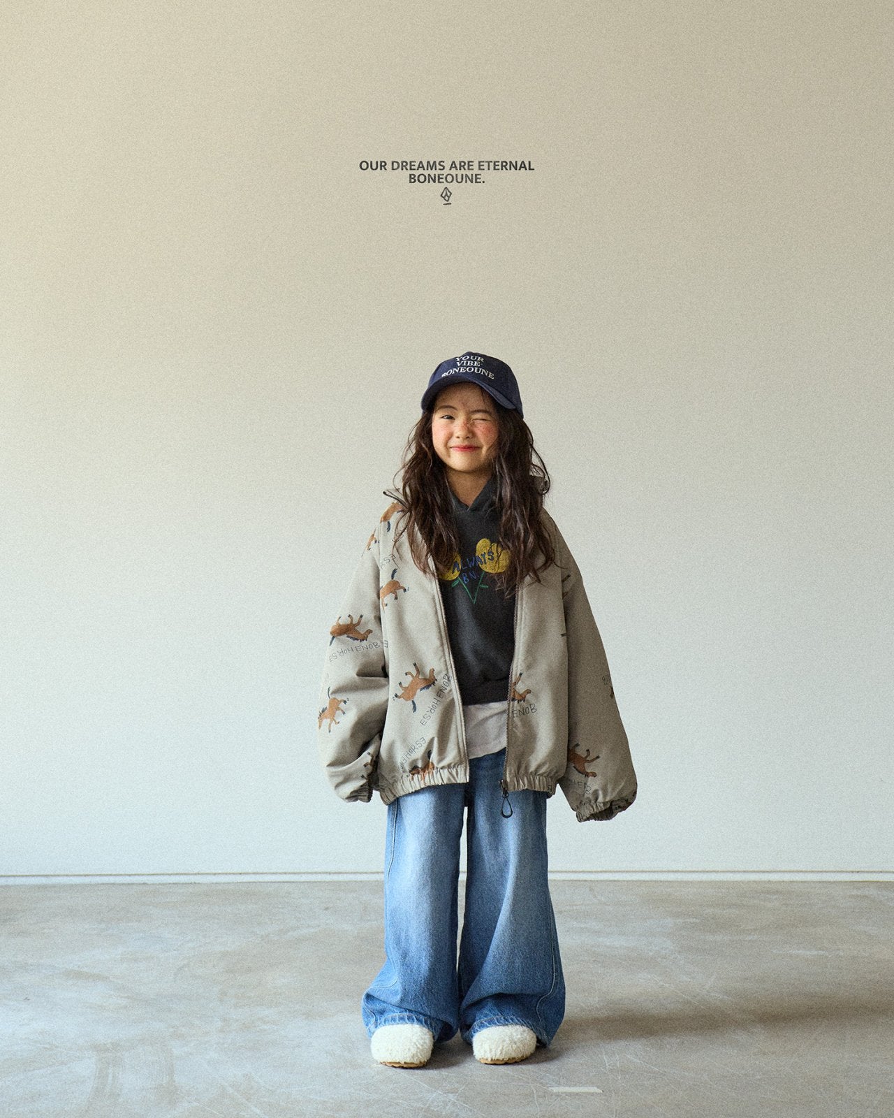 [PRE-ORDER] Autumn Horse Raglan Jacket