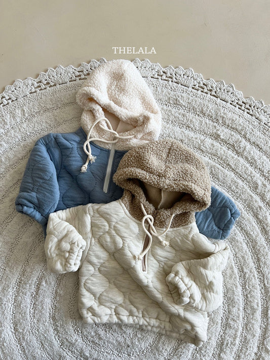 [PRE-ORDER] Twist Sweatshirts
