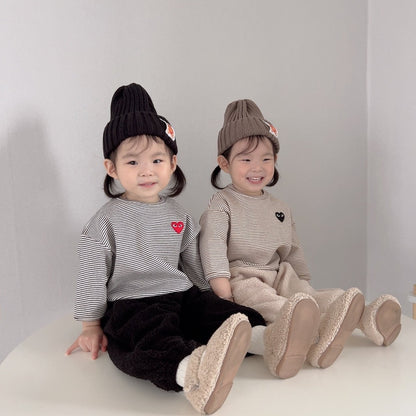 [PRE-ORDER] Winter Heart T-Shirts