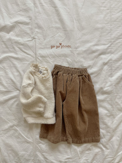 [PRE-ORDER] Pom Pom Knit Sweatshirts