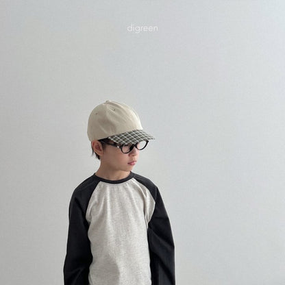 [PRE-ORDER] Under Check Ball Cap