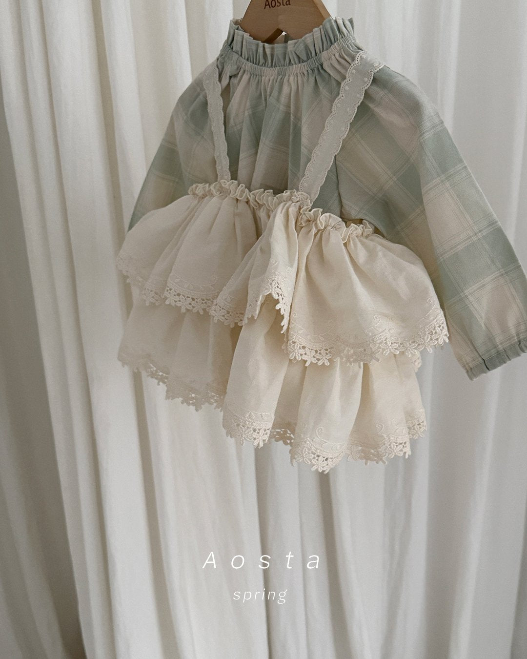 [PRE-ORDER] Le Check Blouse