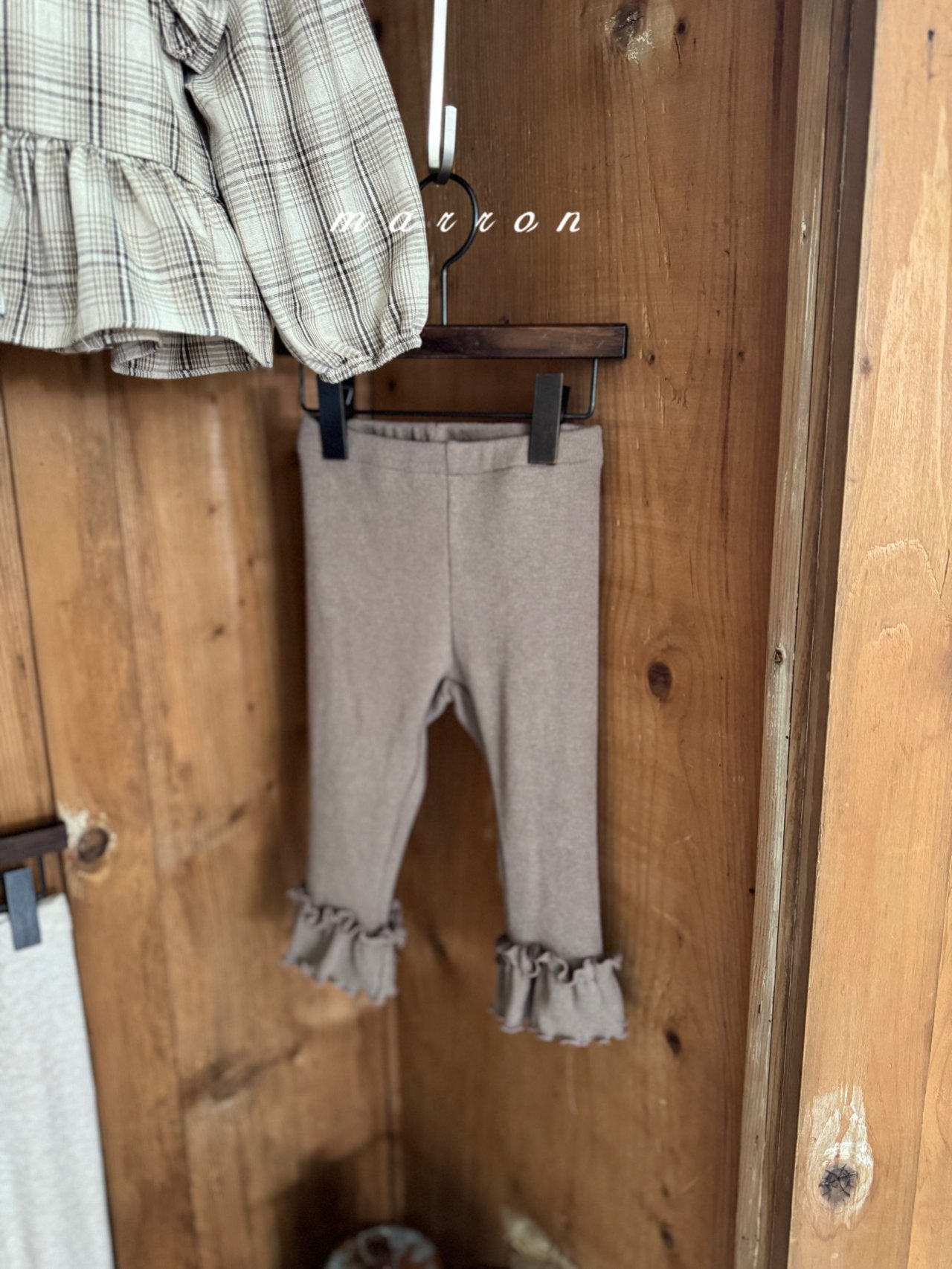 [PRE-ORDER] Frill Leggings