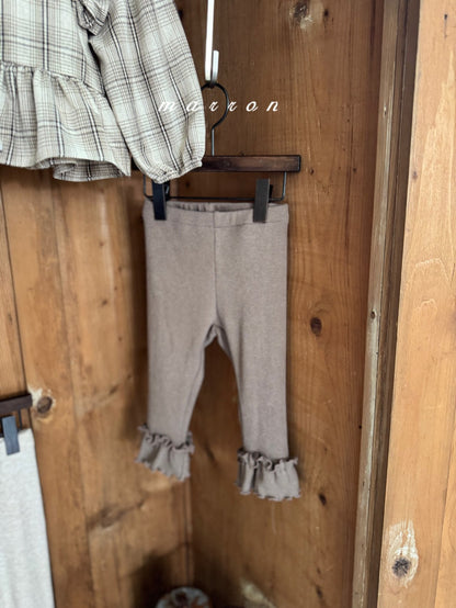 [PRE-ORDER] Frill Leggings