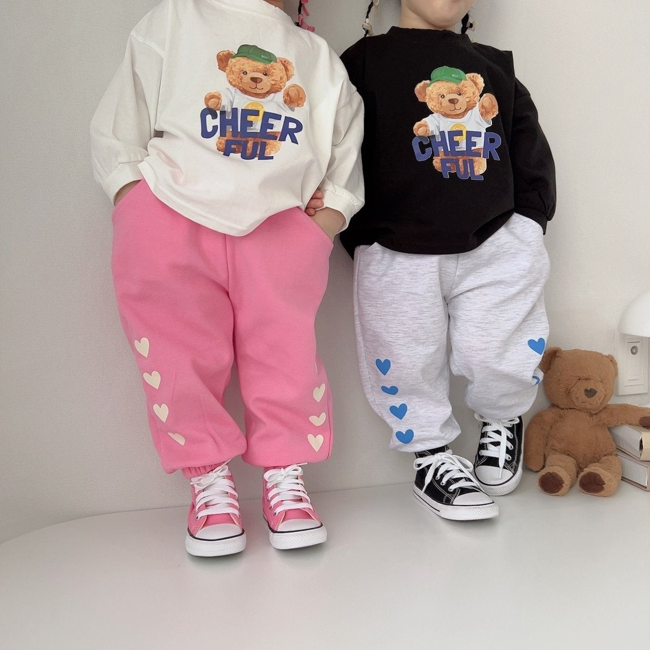 [PRE-ORDER] Heart Jogger Pants