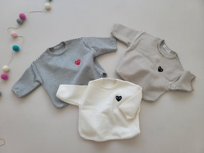 [PRE-ORDER] Winter Heart T-Shirts