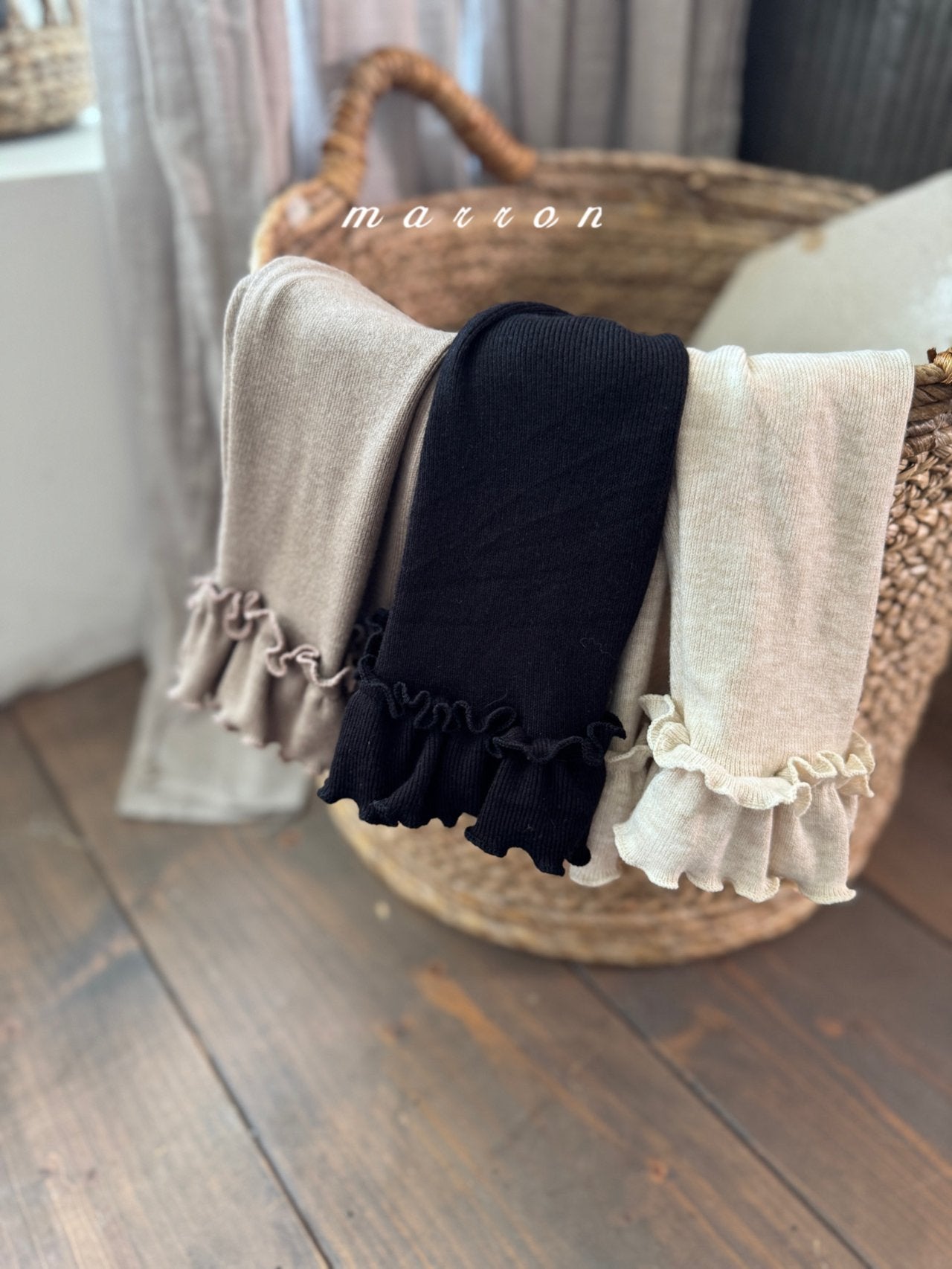 [PRE-ORDER] Frill Leggings