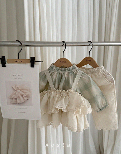 [PRE-ORDER] Le Check Blouse