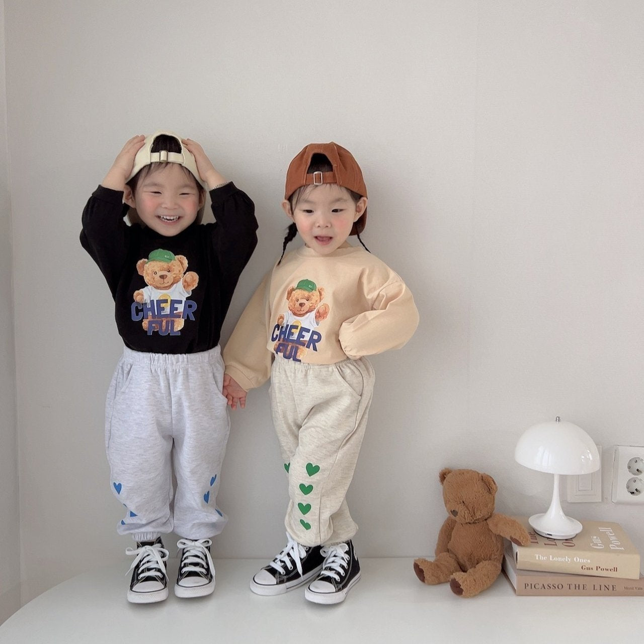 [PRE-ORDER] Heart Jogger Pants