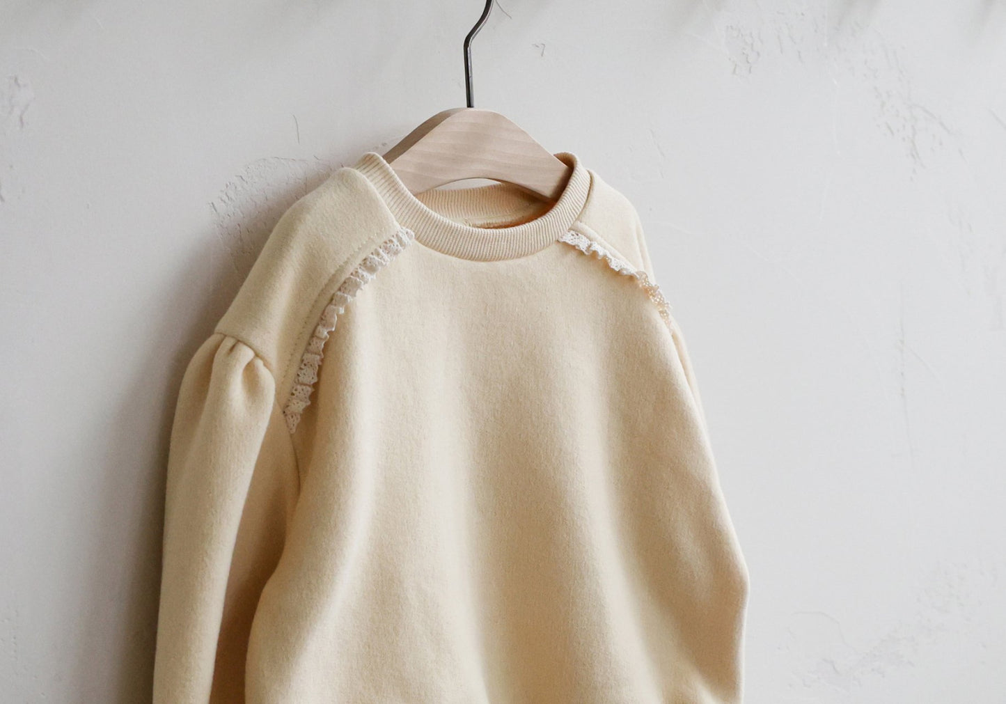 [PRE-ORDER] Rose Sweatshirts